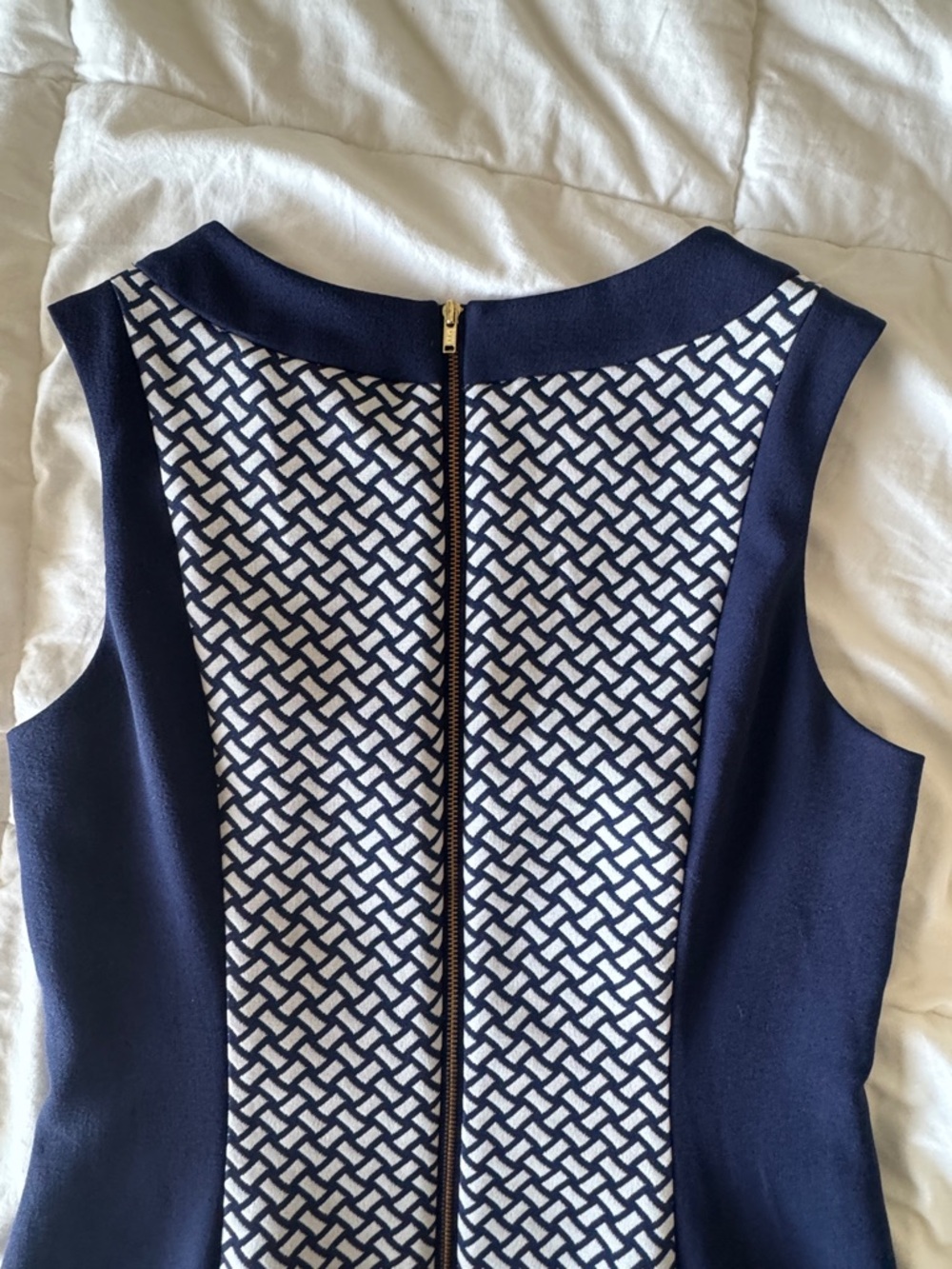 Tahari ASL Navy White Colorblock Geometric Sheath Work Dress Size 2 - Picture 7 of 10